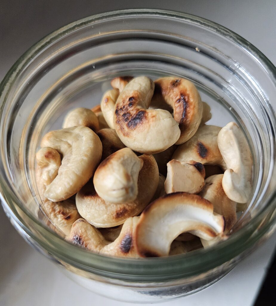 toasted cashews